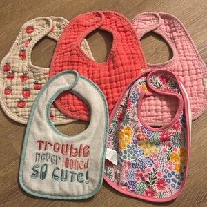 Itzy Ritzy Floral and Text Print Baby Bib Set